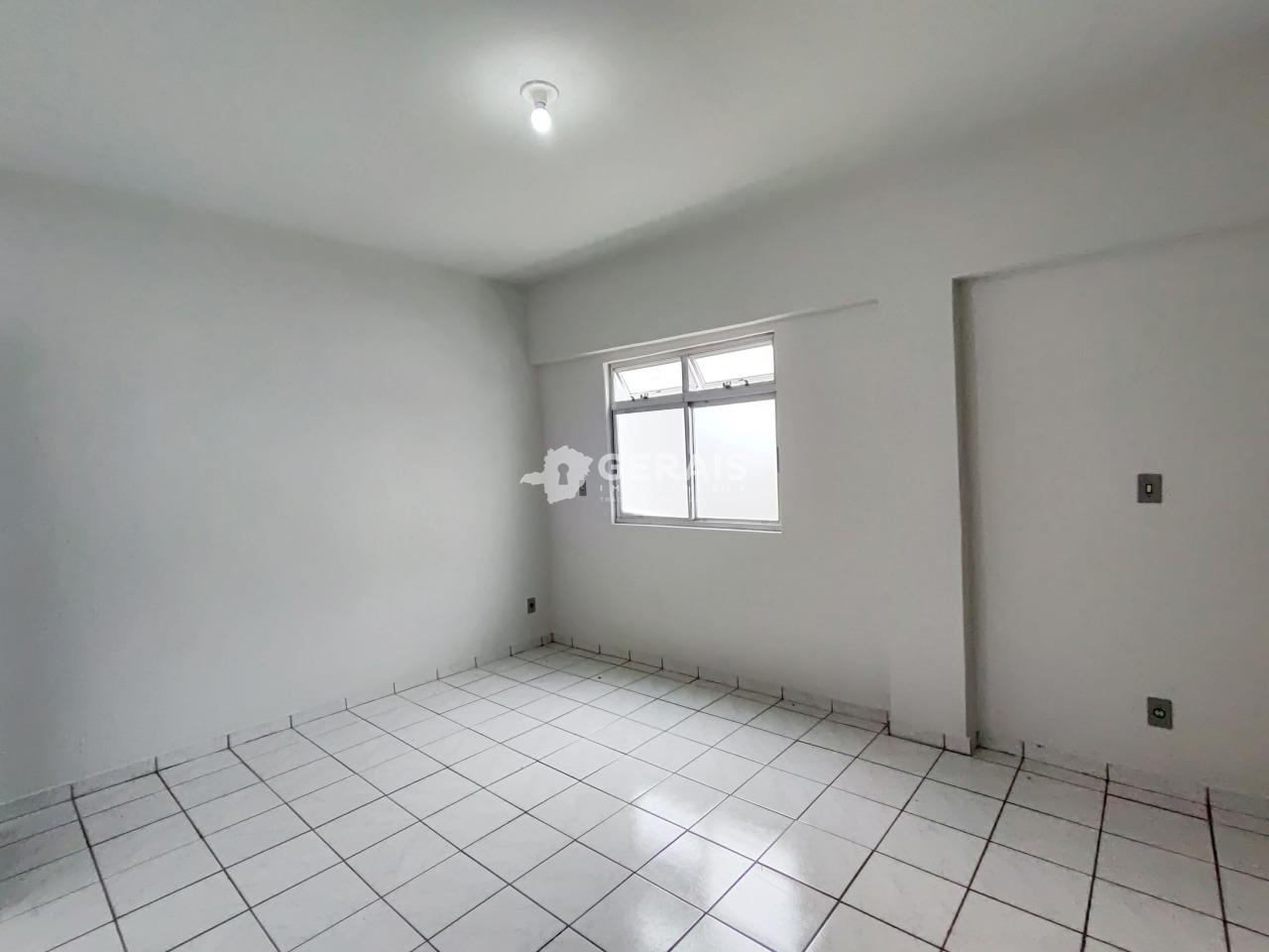 Apartamento para aluguel no CENTRO: 05- QUARTO 02 SUÍTE