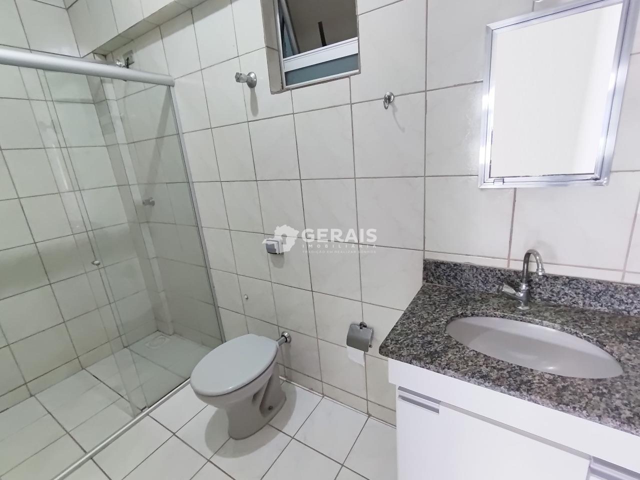 Apartamento para aluguel no CENTRO: 06- BANHO SUÍTE