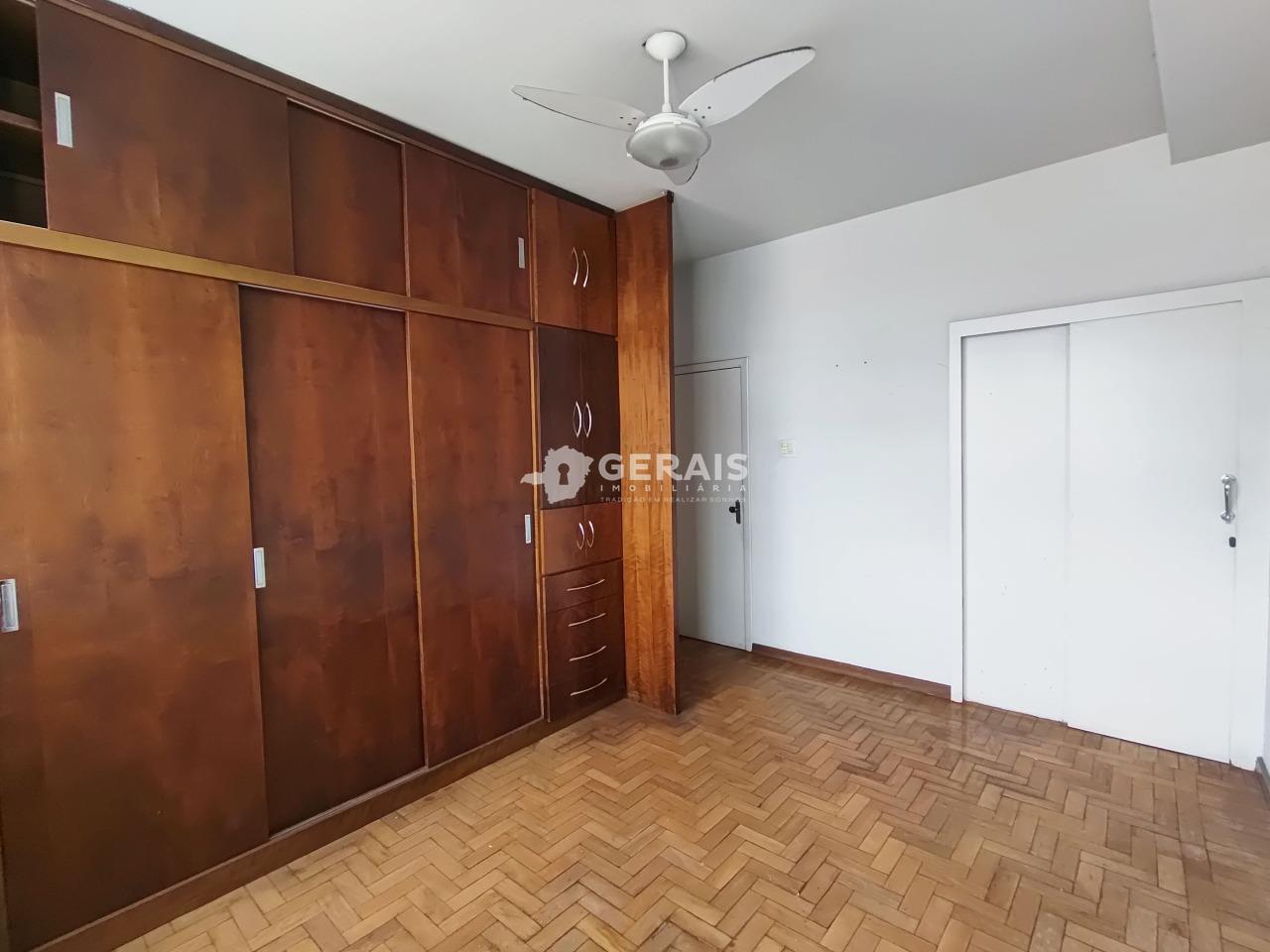 Apartamento para aluguel no CENTRO: 07- QUARTO SUÍTE