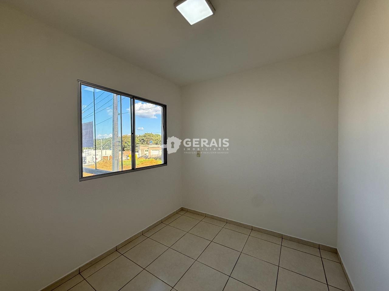 Apartamento para aluguel no SANTA ROSA: 07 - QUARTO 01