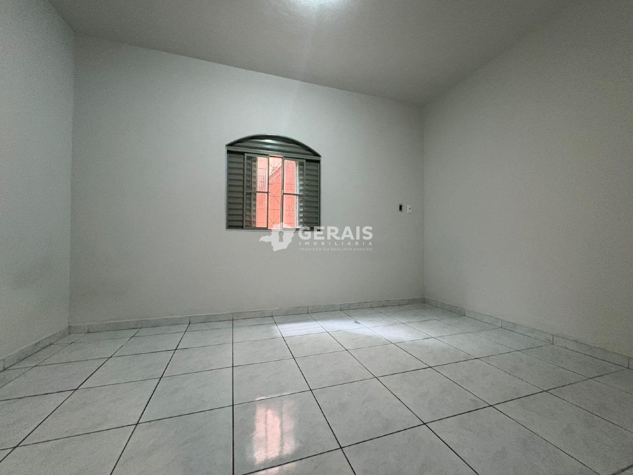 Casa para aluguel no TIETE: 05- QUARTO 01