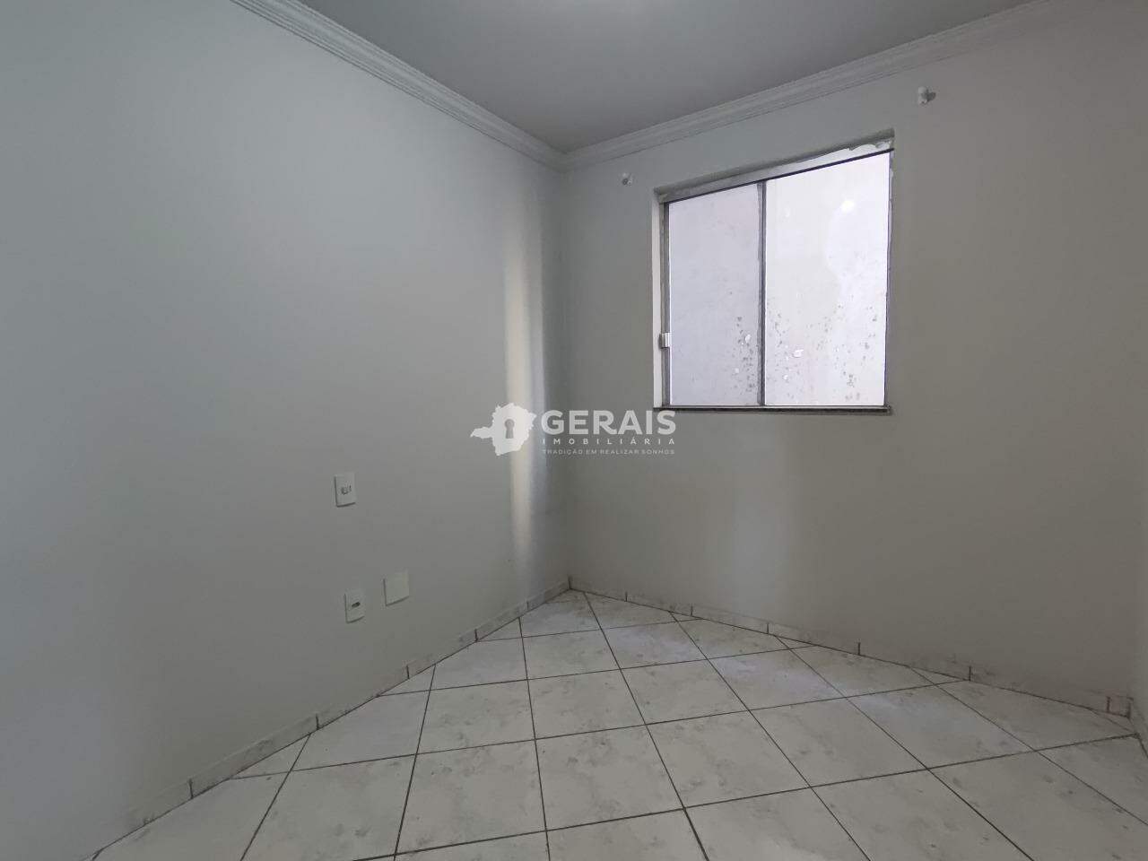Apartamento para aluguel no BOM PASTOR: 05 - QUARTO 01