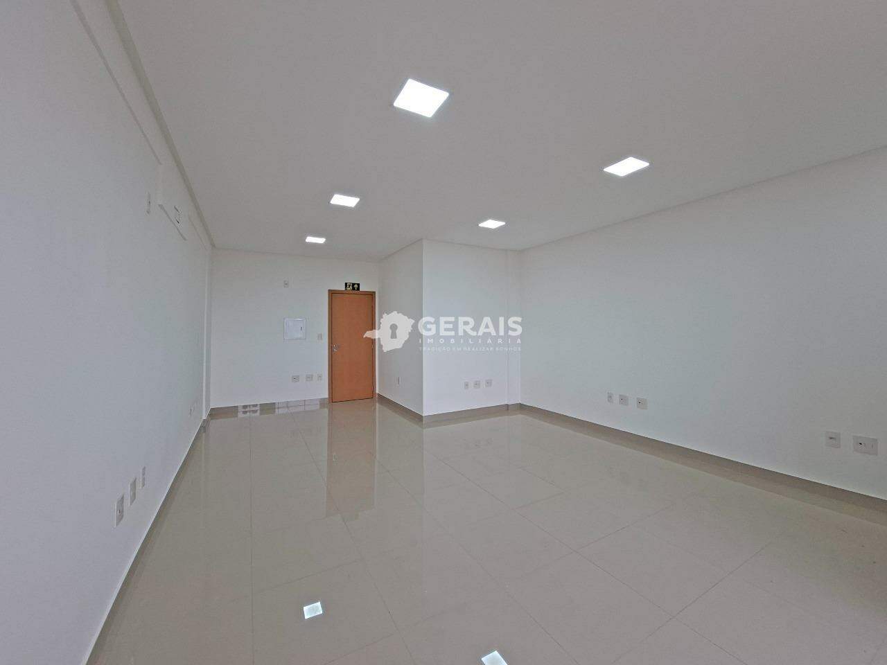 Sala para aluguel no LIBERDADE: 07- SALA 