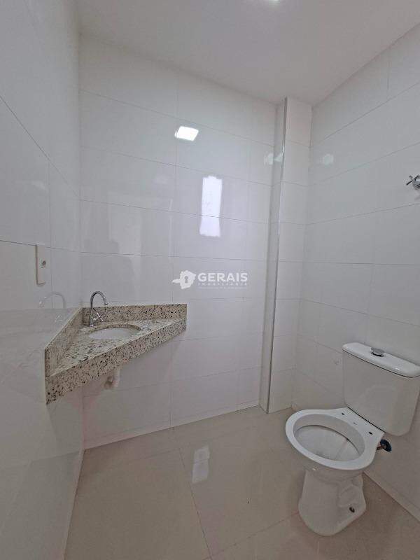 Sala para aluguel no LIBERDADE: 08- BANHEIRO 