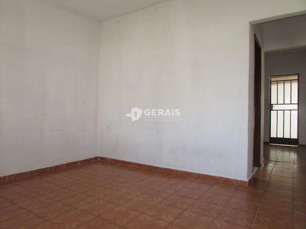 Casa para aluguel no SAO JUDAS TADEU: 03- SALA