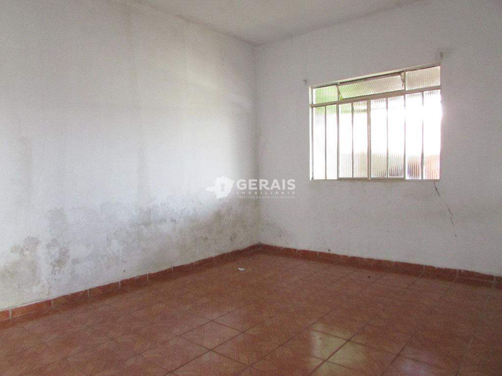 Casa para aluguel no SAO JUDAS TADEU: 04- QUARTO 01