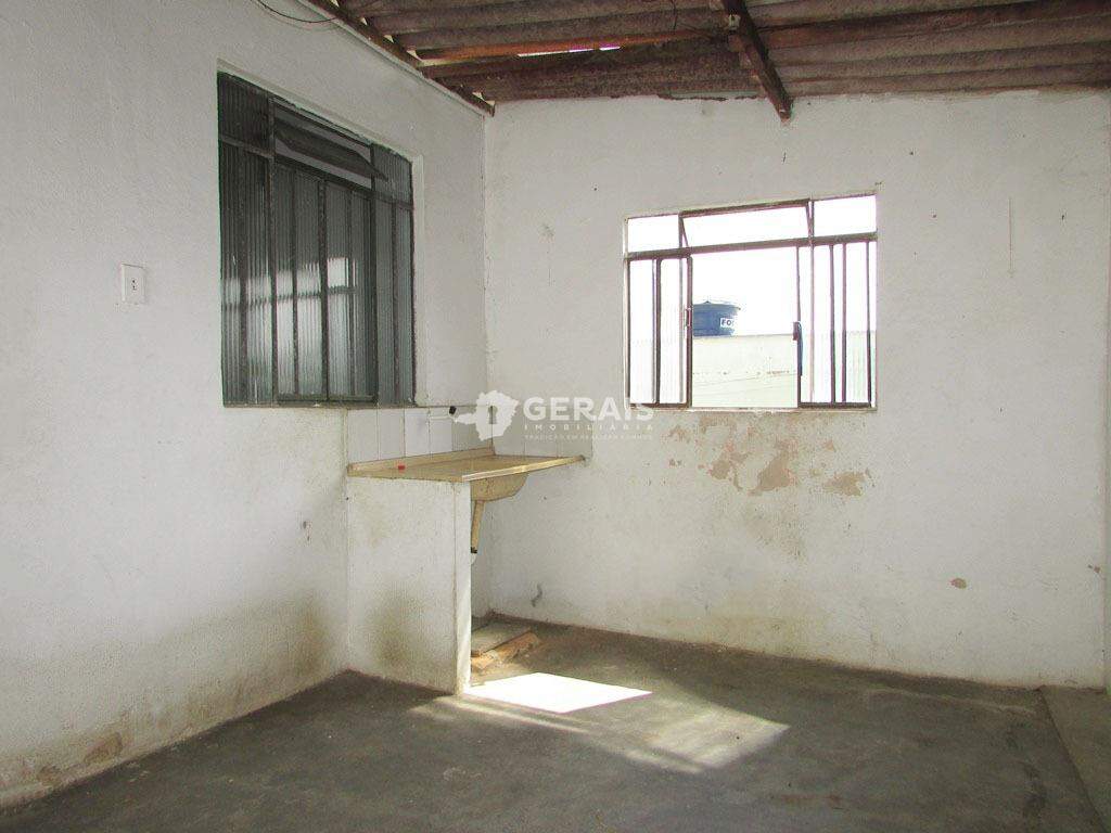 Casa para aluguel no SAO JUDAS TADEU: 09- ÁREA DE SERVIÇO 02