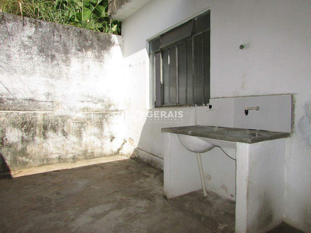 Casa para aluguel no SAO JUDAS TADEU: 08- ÁREA DE SERVIÇO 01