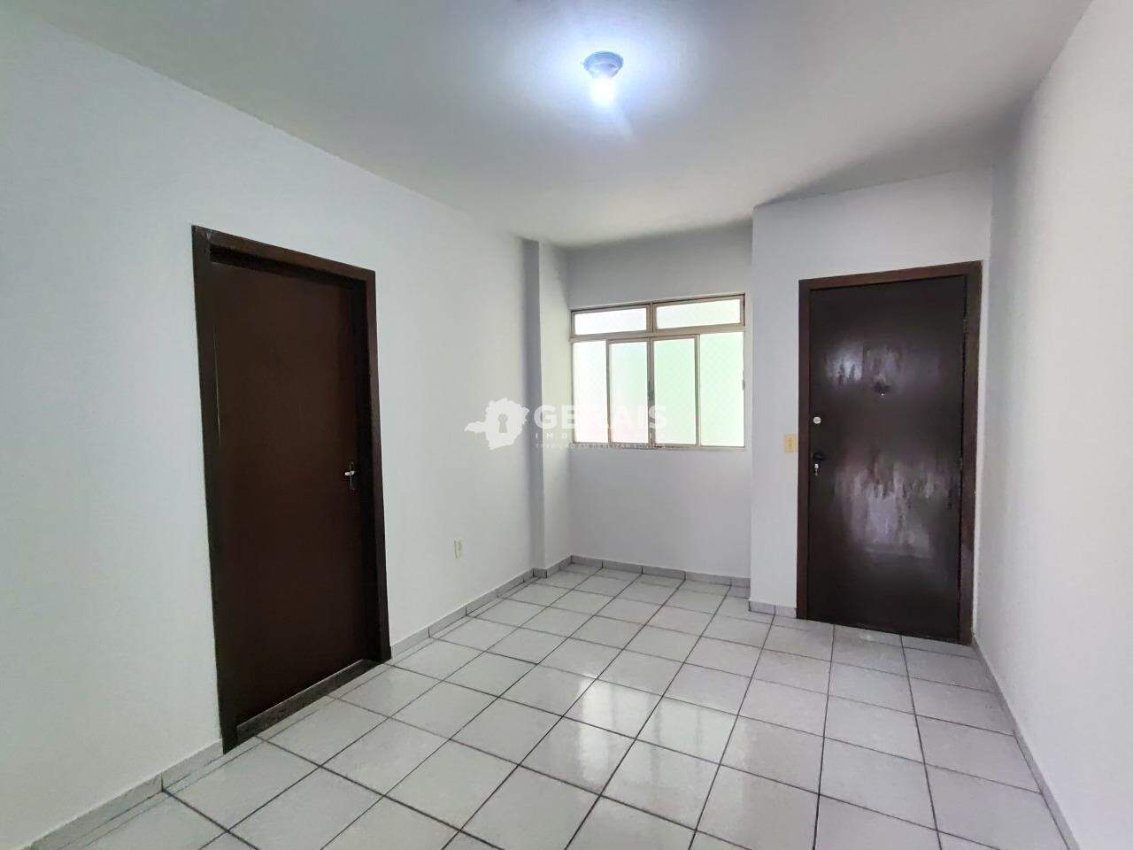 Apartamento para aluguel no PORTO VELHO: 04- SALA