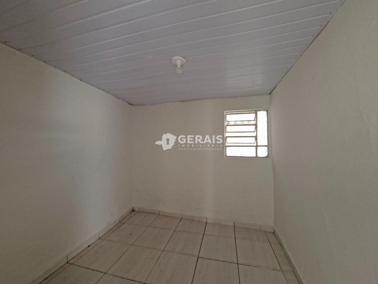 Barracão para aluguel no CENTRO: 05- QUARTO 02 