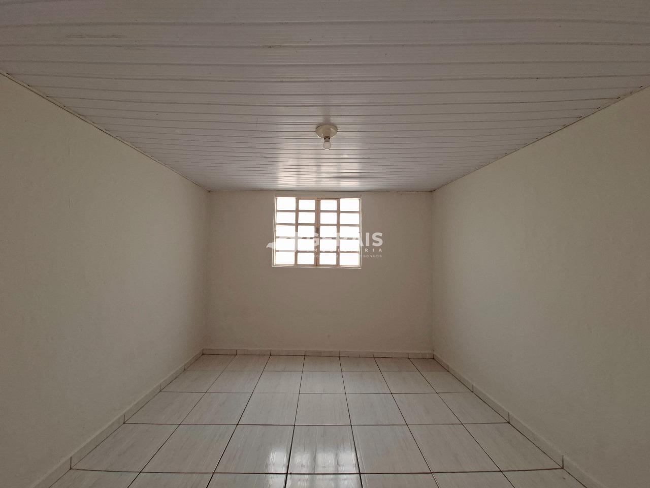 Barracão para aluguel no CENTRO: 04- QUARTO 01 