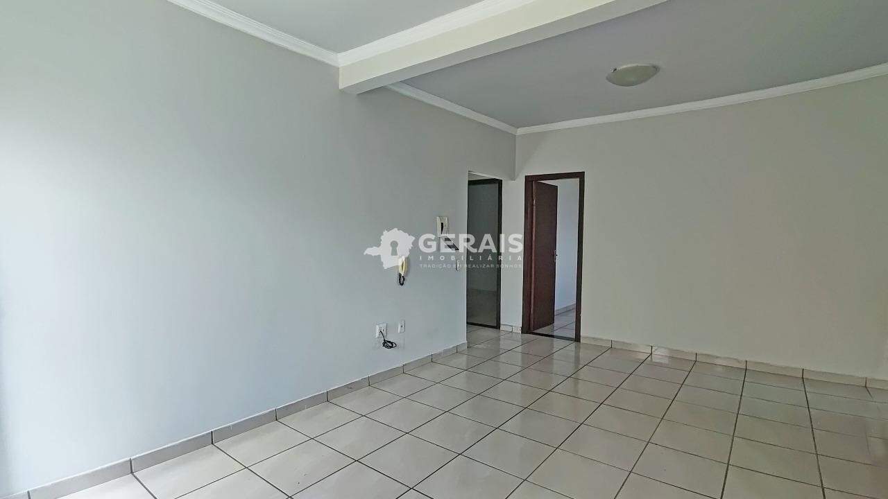 Apartamento para aluguel no PLANALTO: 04 - SALA