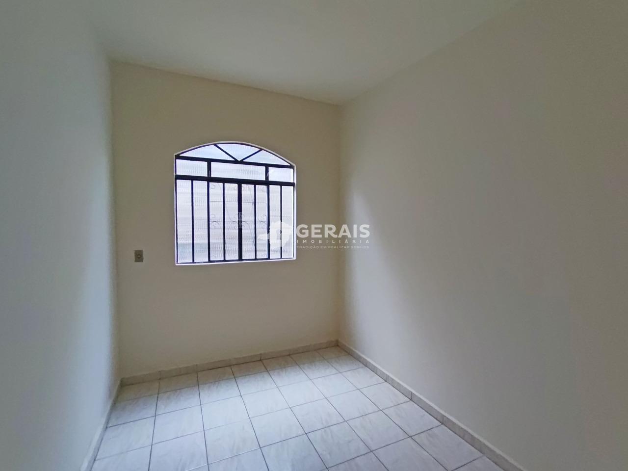 Casa para aluguel no LP PEREIRA: 05- QUARTO 01