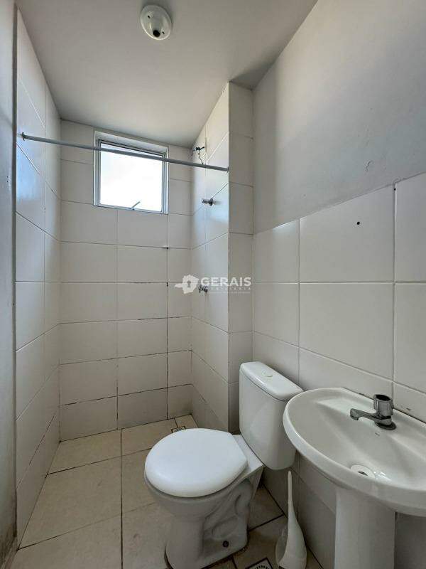 Apartamento para aluguel no INTERLAGOS: 07- BANHO SOCIAL