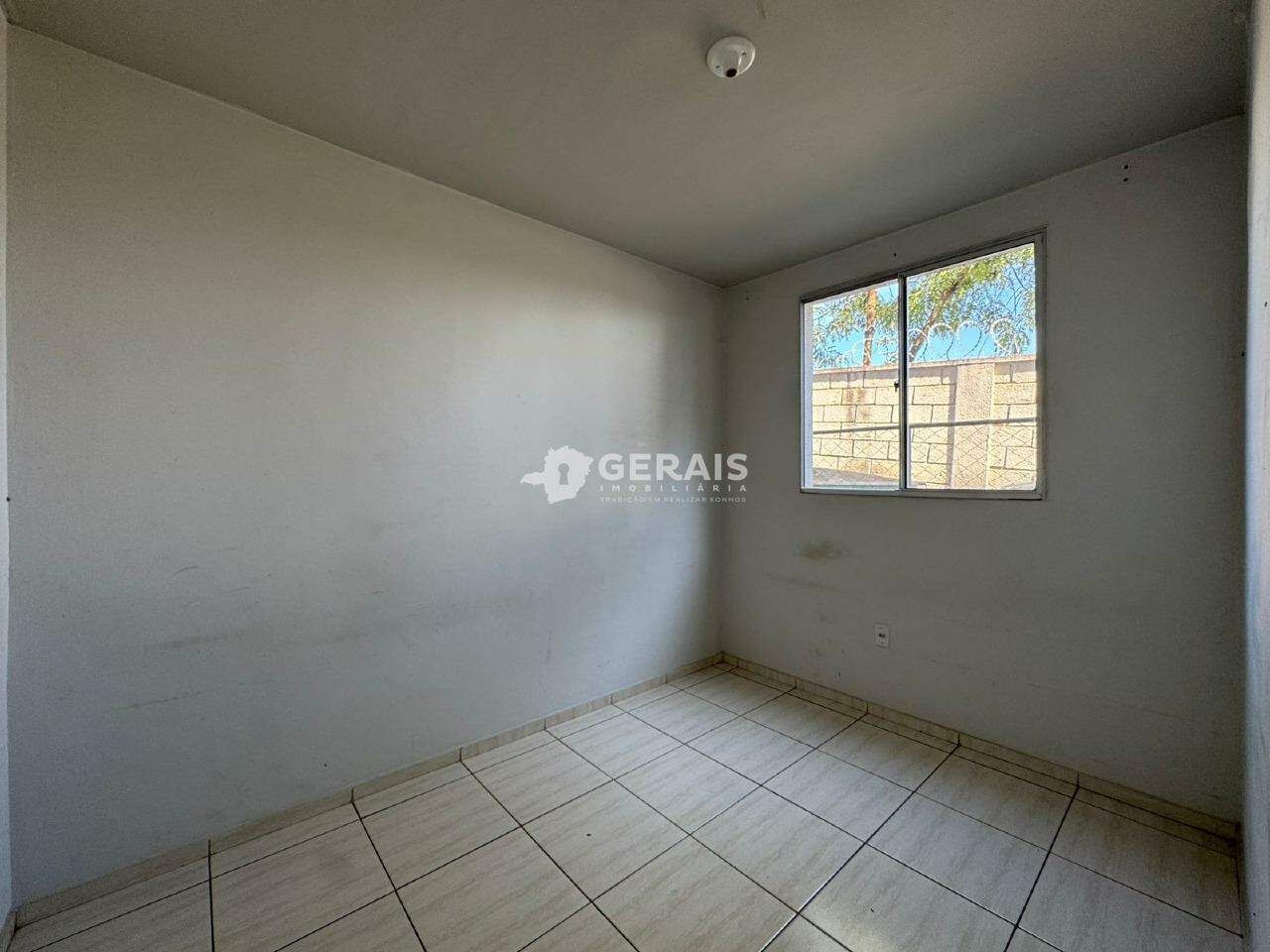 Apartamento para aluguel no INTERLAGOS: 05- QUARTO 01