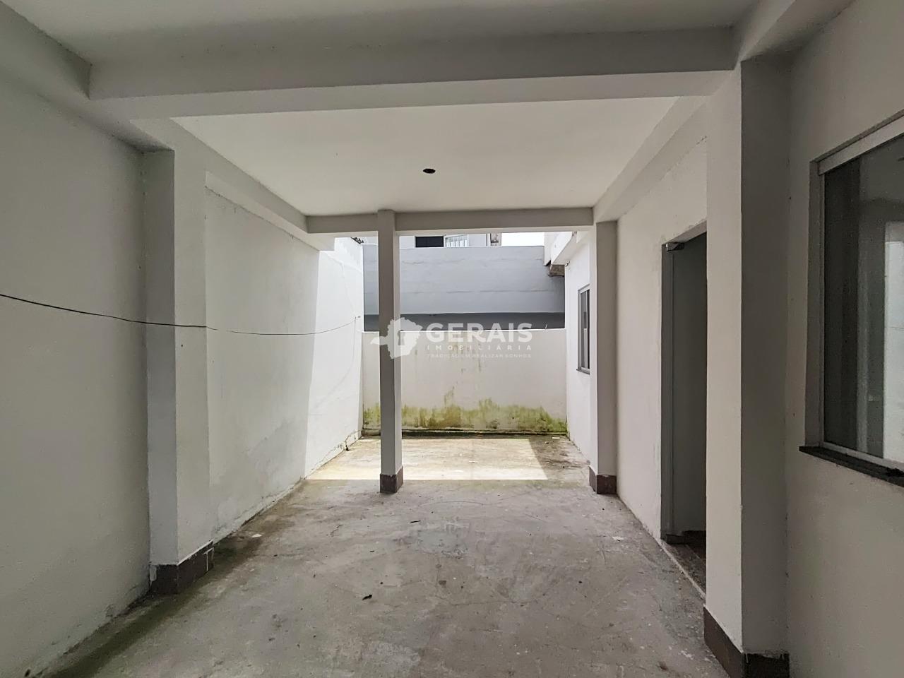 Barracão para aluguel no ITACOLOMI: 09- QUINTAL