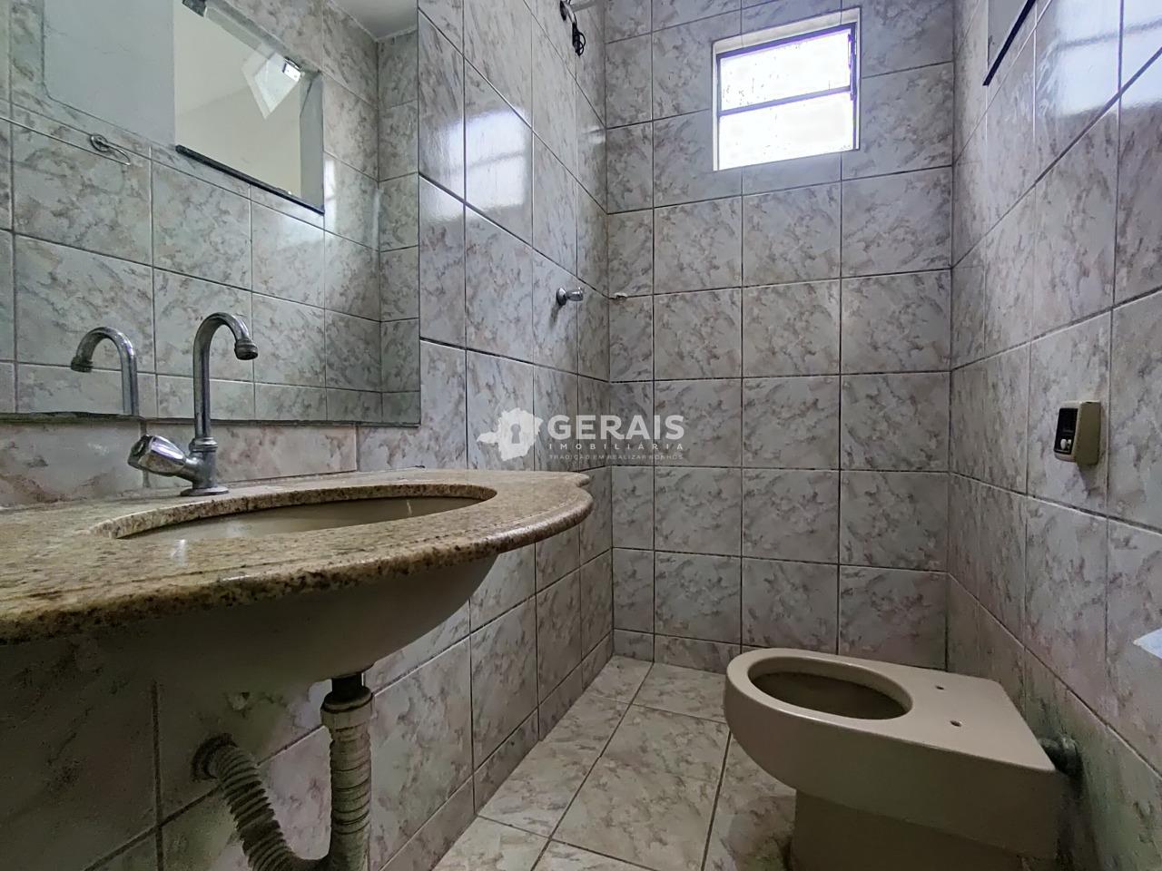 Barracão para aluguel no ITACOLOMI: 05- BANHO SOCIAL