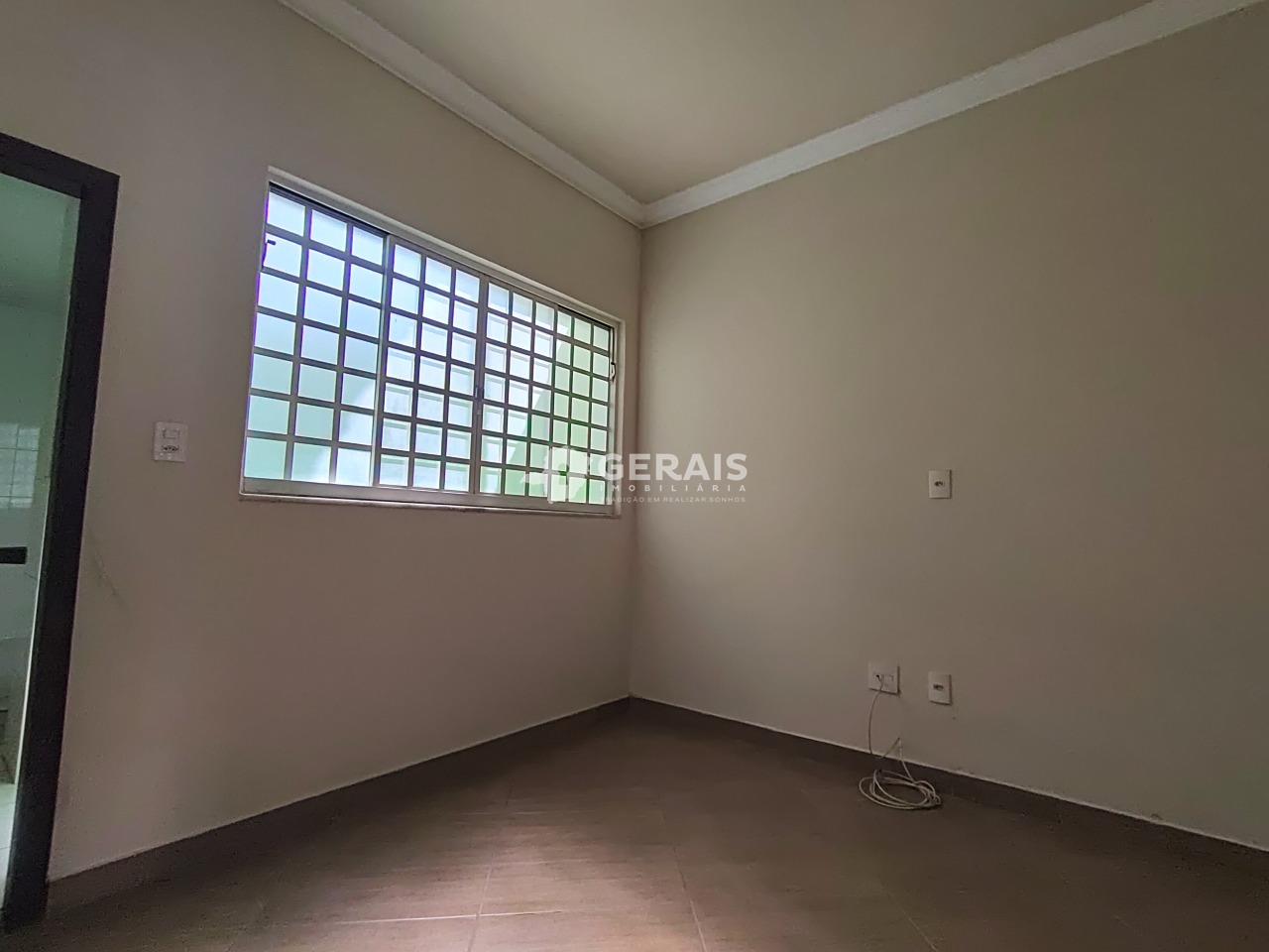Casa para aluguel no SÃO JOSÉ: 03 - SALA