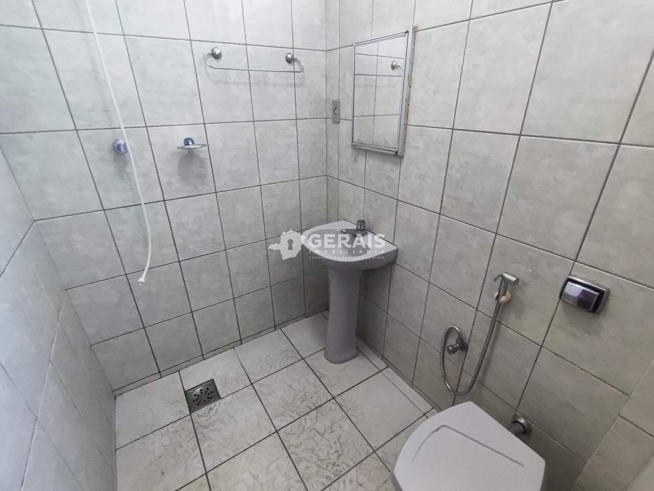 Apartamento para aluguel no SANTO ANTÔNIO: 07- BANHEIRO