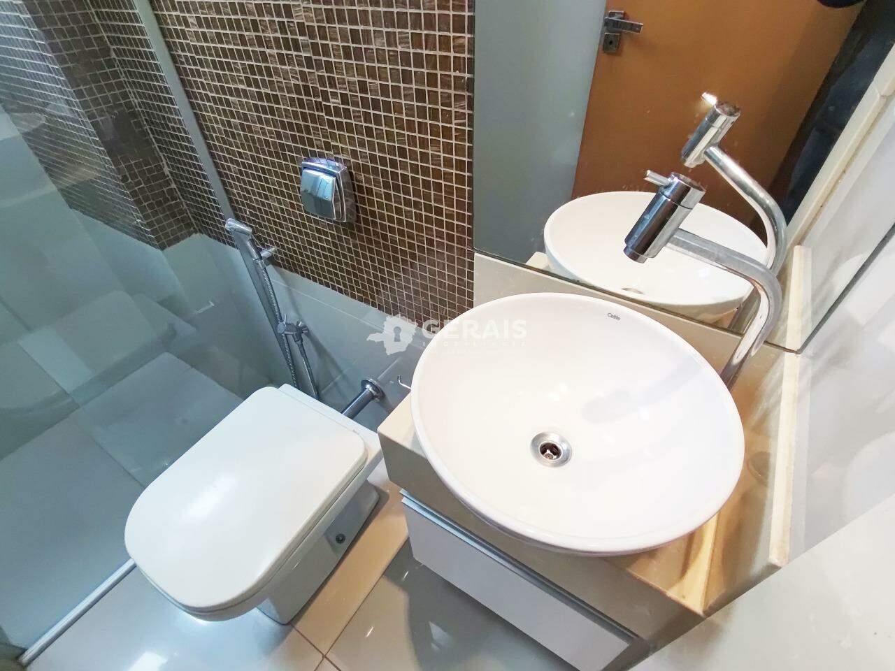 Apartamento para aluguel no CENTRO: 09 - BANHO SOCIAL