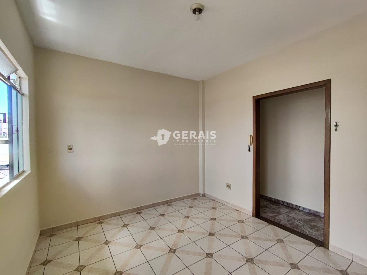 Apartamento para aluguel no SÃO JOSÉ: 03 - SALA