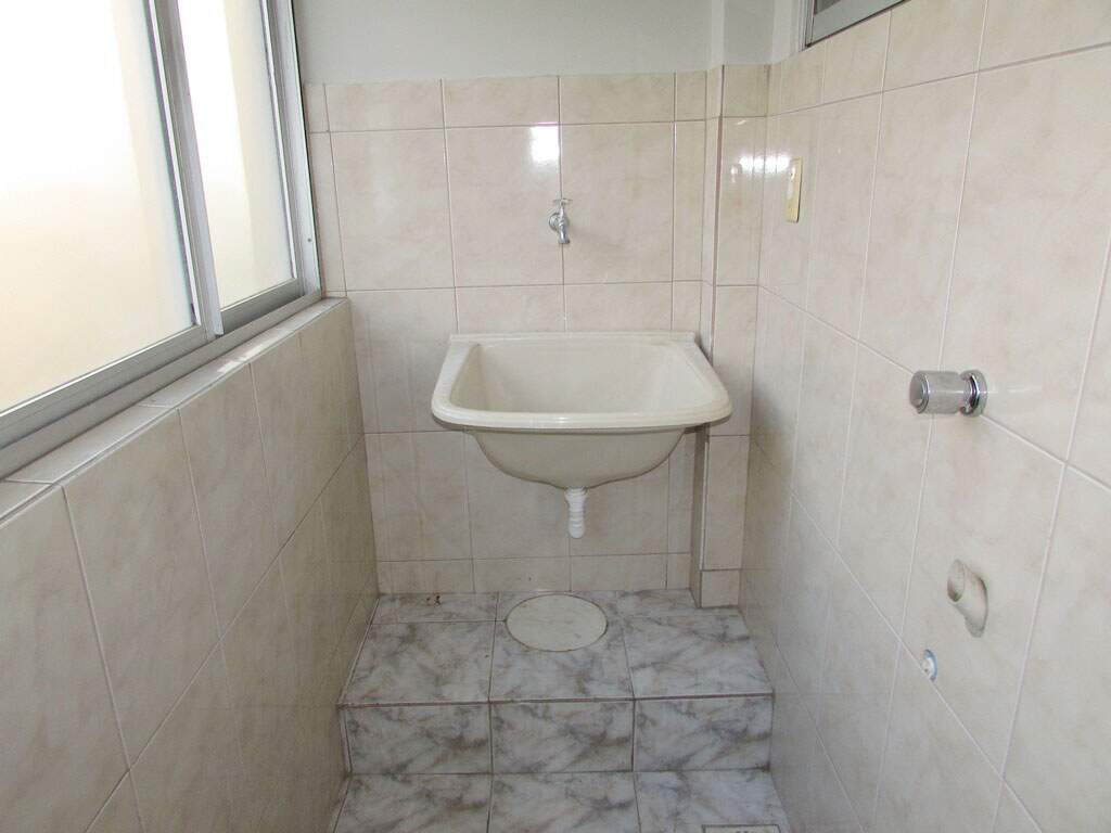 Kitnet para aluguel no SIDIL: 08- ÁREA DE SERVIÇO