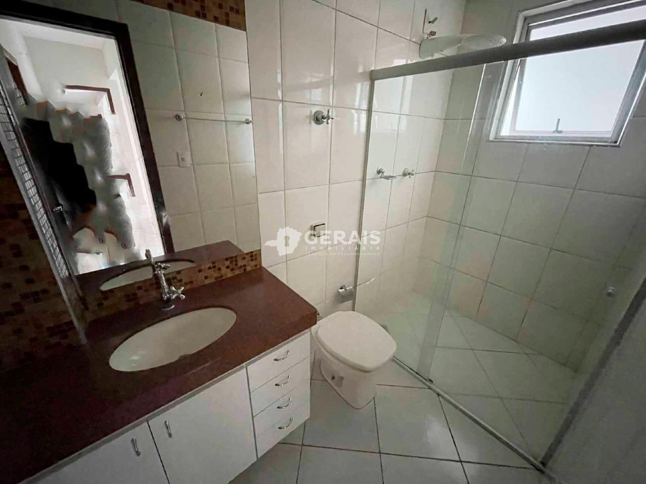 Apartamento para aluguel no CENTRO: 09- BANHO SOCIAL