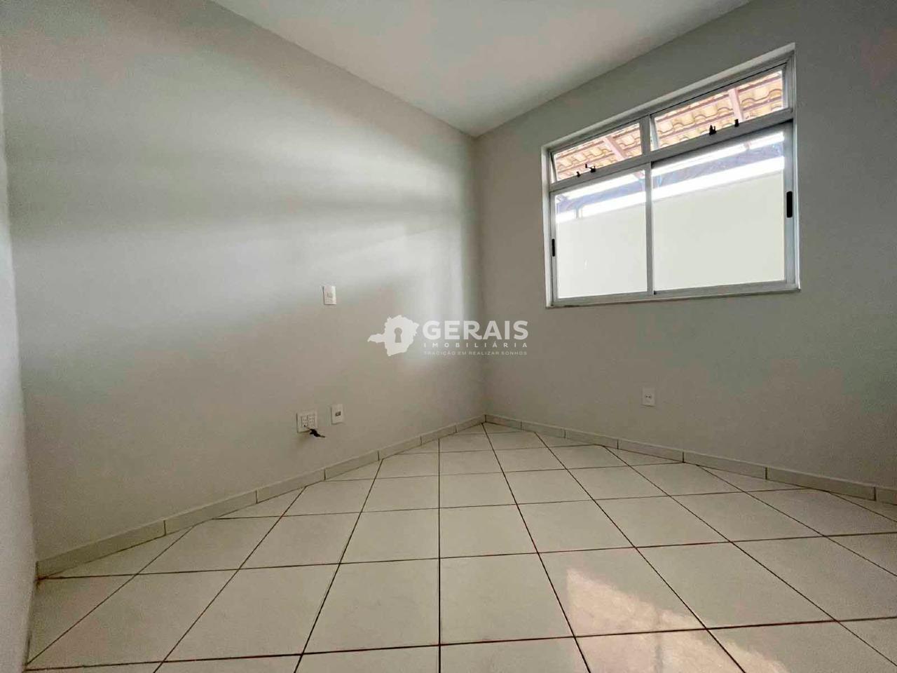 Apartamento para aluguel no CENTRO: 04- QUARTO 01