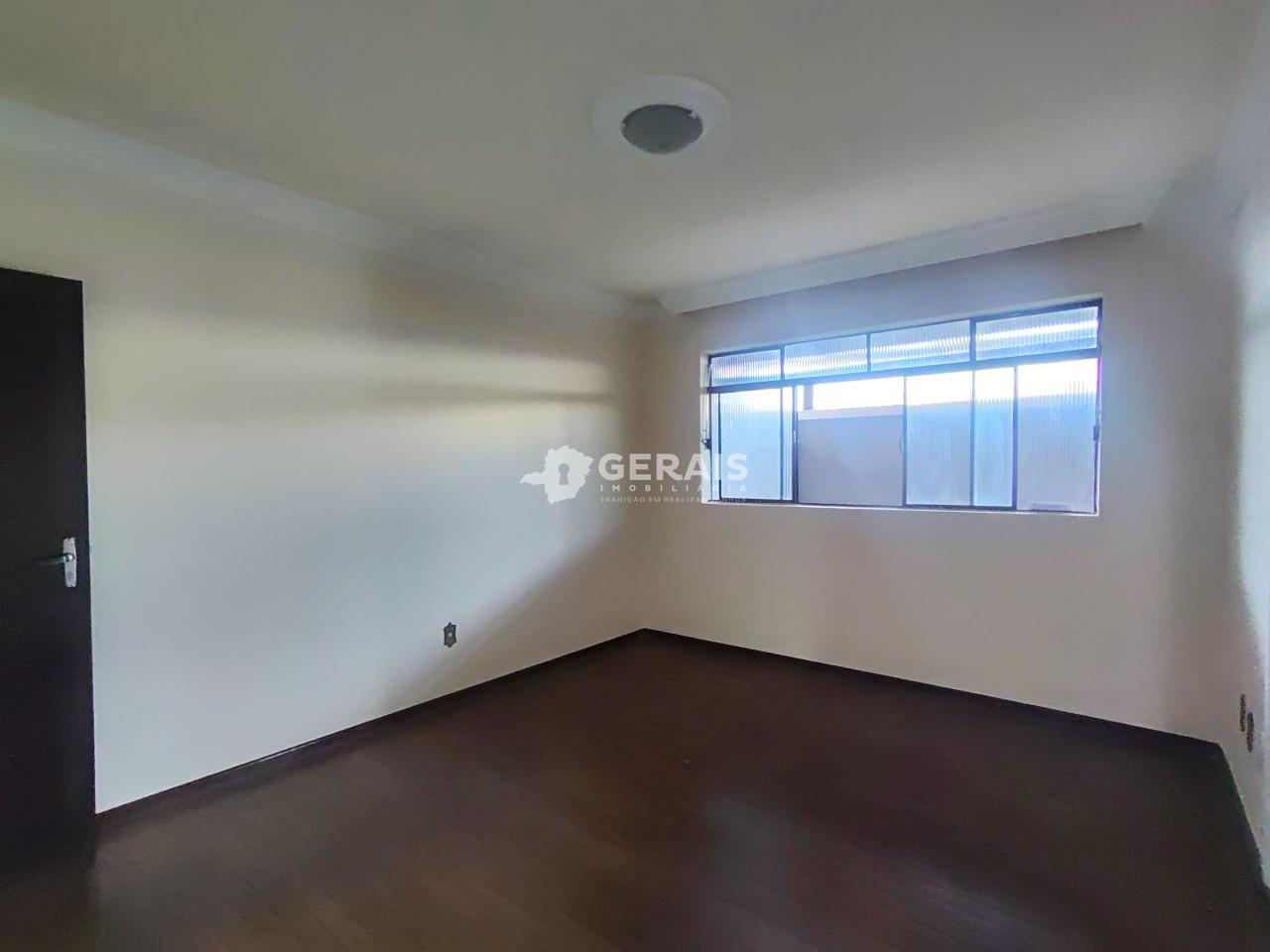 Apartamento para aluguel no CENTRO: 04 - SALA