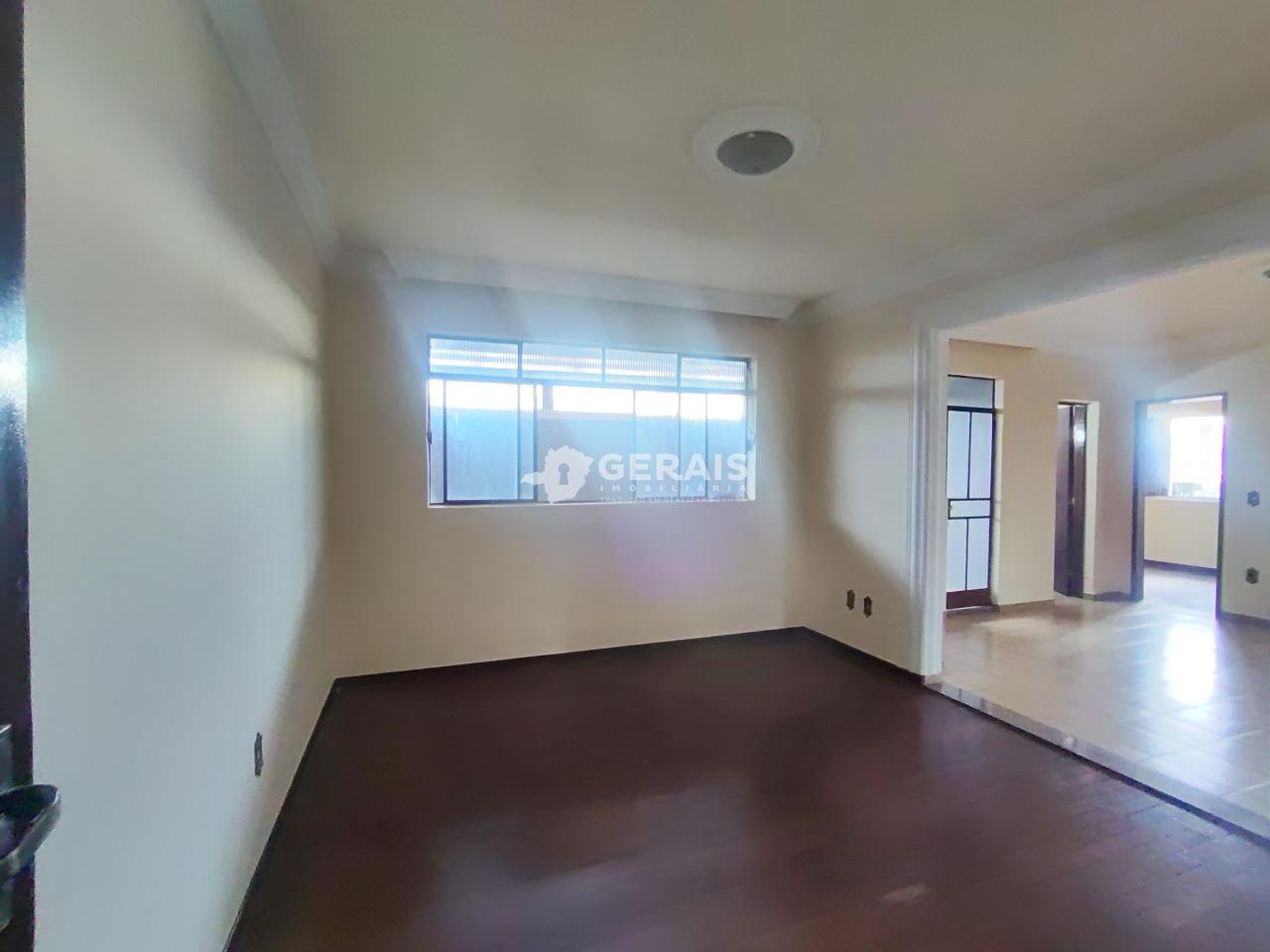 Apartamento para aluguel no CENTRO: 03 - SALA