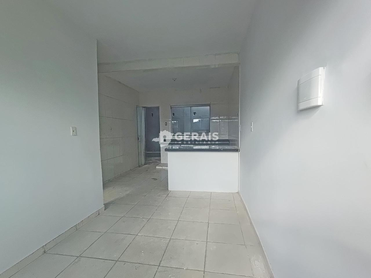 Casa para aluguel no INTERLAGOS: 03 - SALA