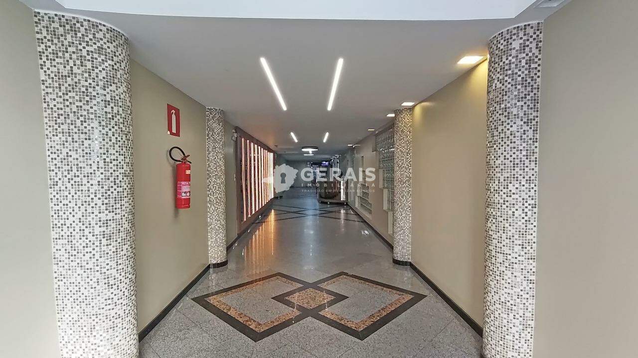 Sala para aluguel no CENTRO: 09- HALL DE ENTRADA
