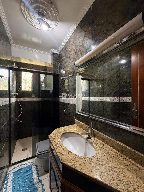 Apartamento à venda no CENTRO: 08- BANHO SUÍTE