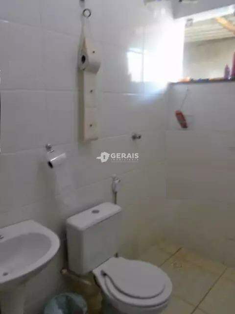 Casa à venda no MARIA PECANHA: 06- BANHEIRO