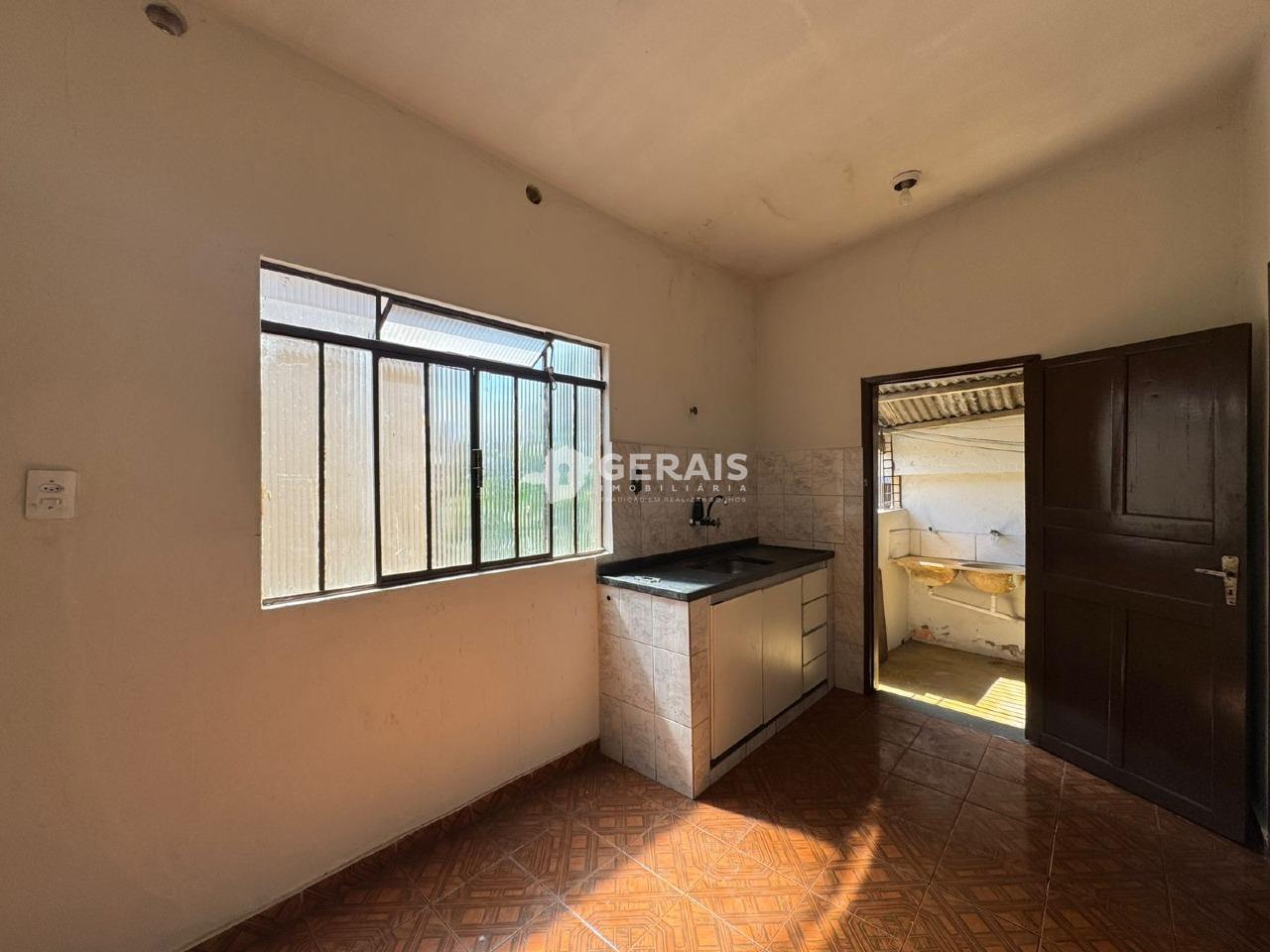 Casa para aluguel no AFONSO PENA: 09- COZINHA