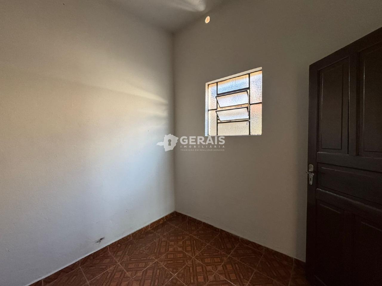 Casa para aluguel no AFONSO PENA: 06- QUARTO 02