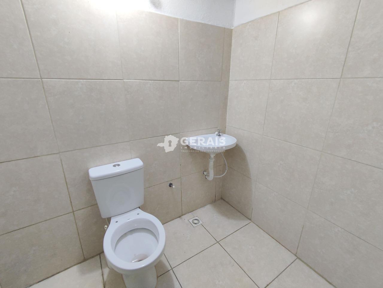 Galpão para aluguel no SANTA CLARA: 07- BANHEIRO 02