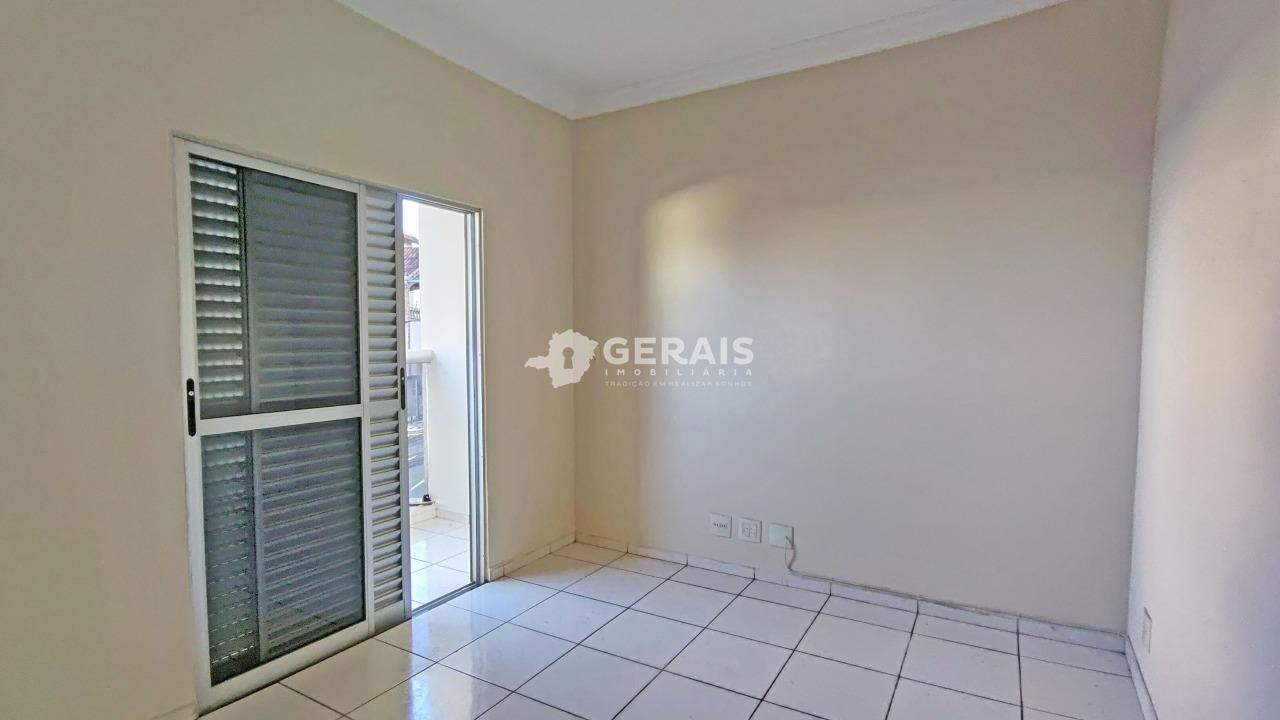 Apartamento para aluguel no BOM PASTOR: 07- QUARTO 02