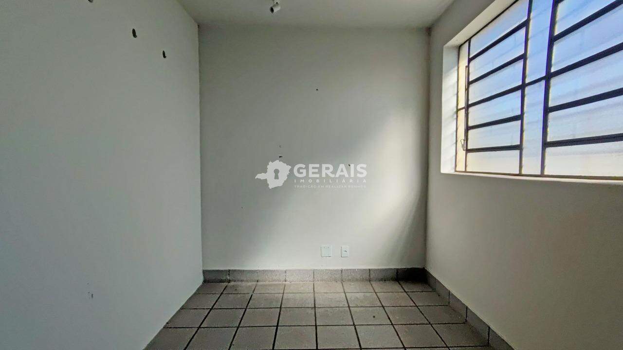Sala para aluguel no NITERÓI: 06- SALA 04