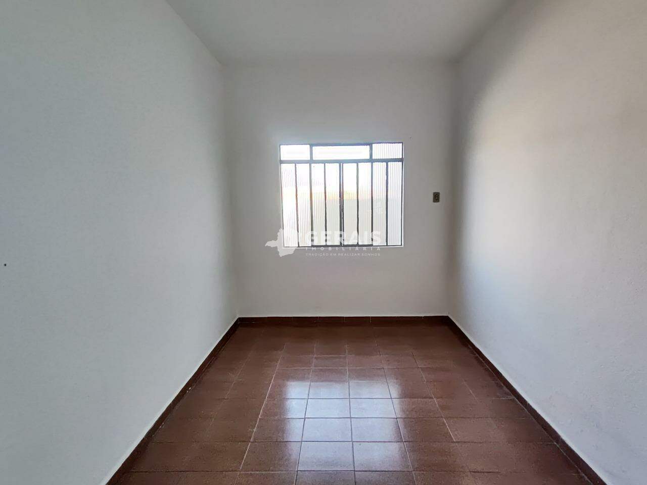 Barracão para aluguel no INTERLAGOS: 05 - QUARTO 02