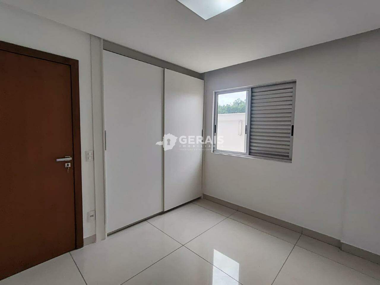 Apartamento para aluguel no CENTRO: 05- QUARTO 02