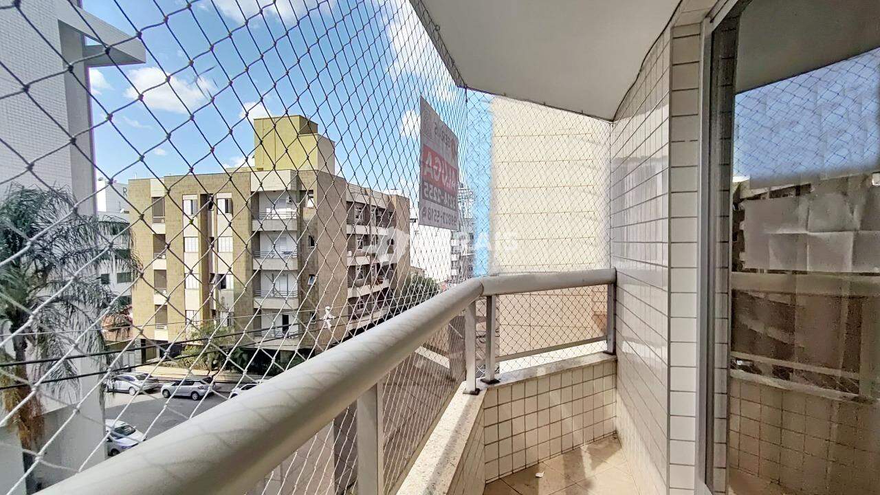 Apartamento para aluguel no CENTRO: 05- SACADA