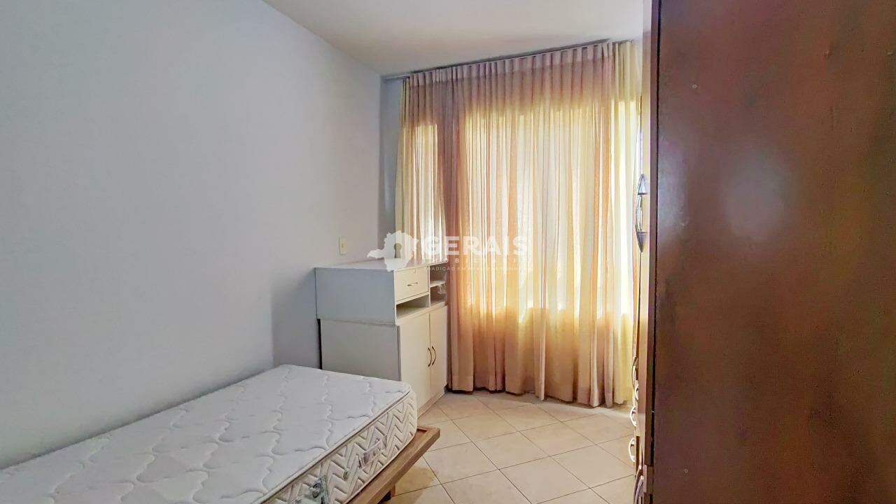 Apartamento para aluguel no CENTRO: 06- QUARTO 01