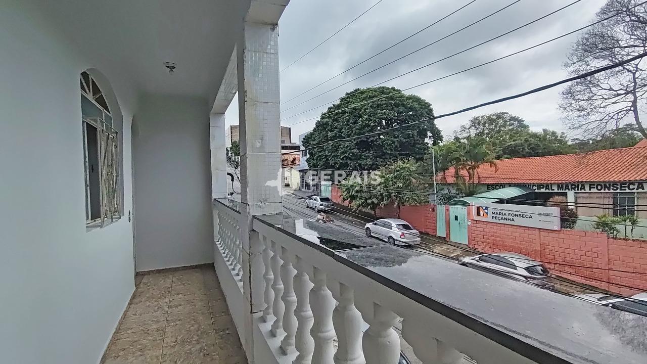 Apartamento para aluguel no PARAÍSO: 05- SACADA
