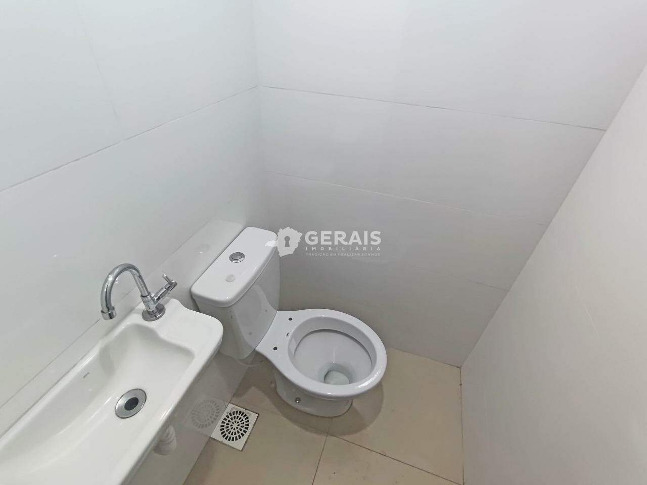 Loja para aluguel no SÃO JOSÉ: 05- BANHEIRO