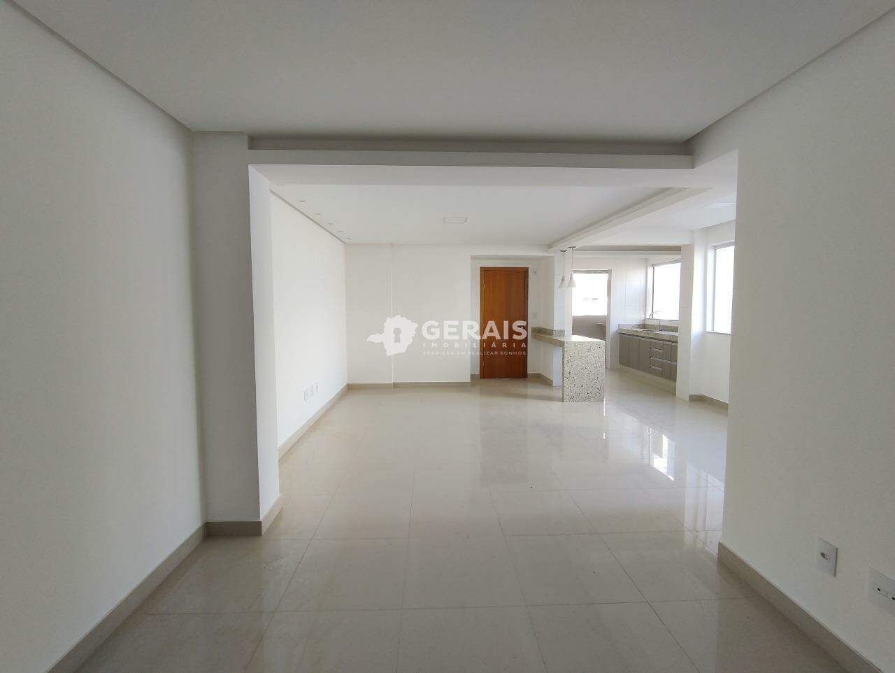 Apartamento para aluguel no CENTRO: 04- SALA