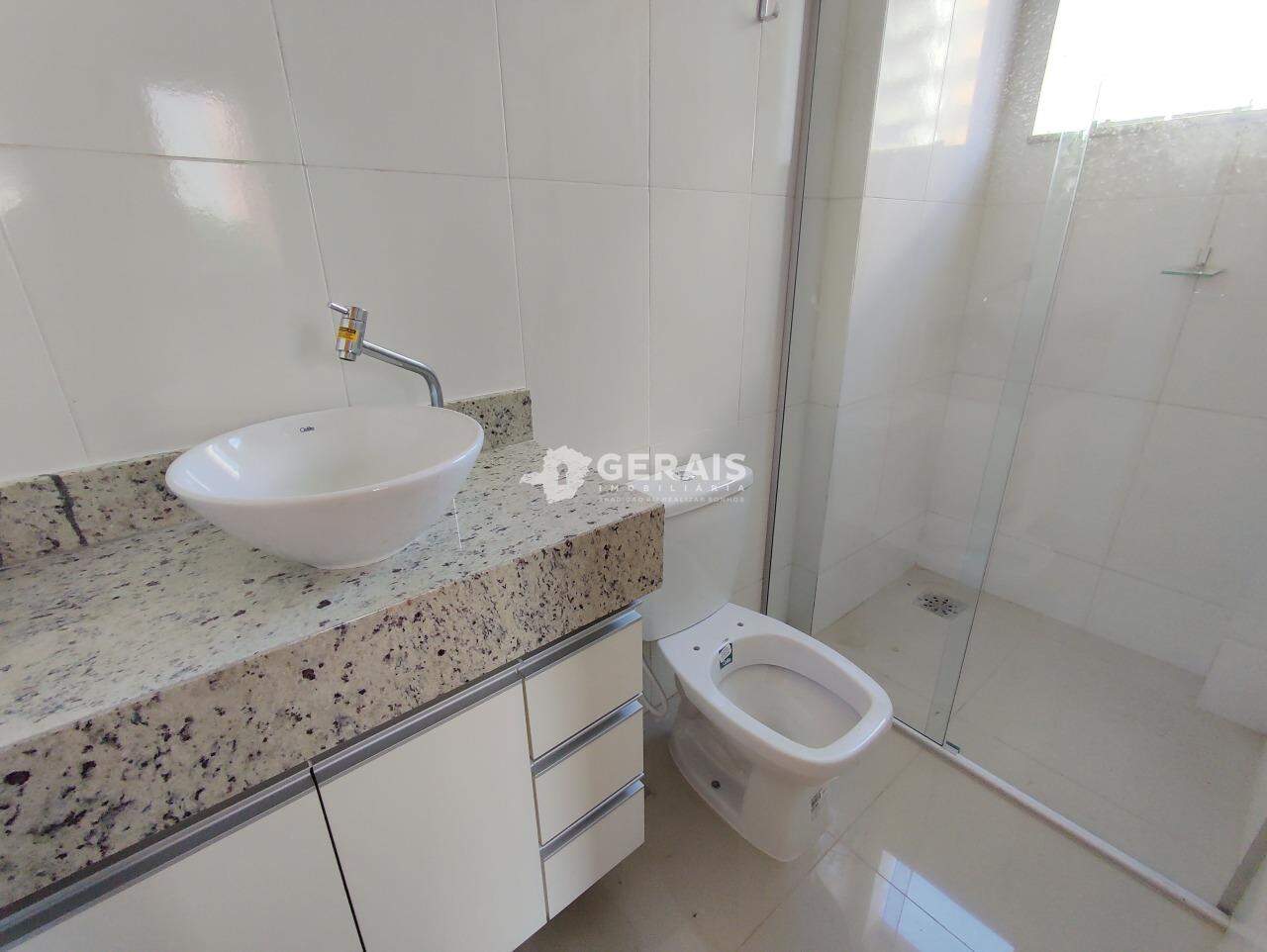 Apartamento para aluguel no CENTRO: 09- BANHO SUÍTE 02