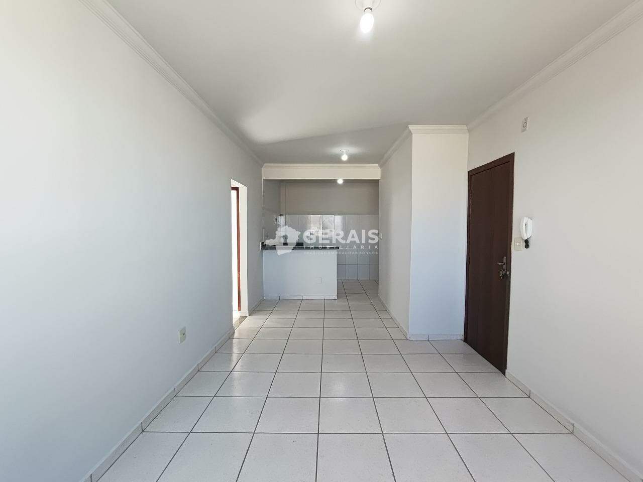 Apartamento para aluguel no SANTA ROSA: 04- SALA