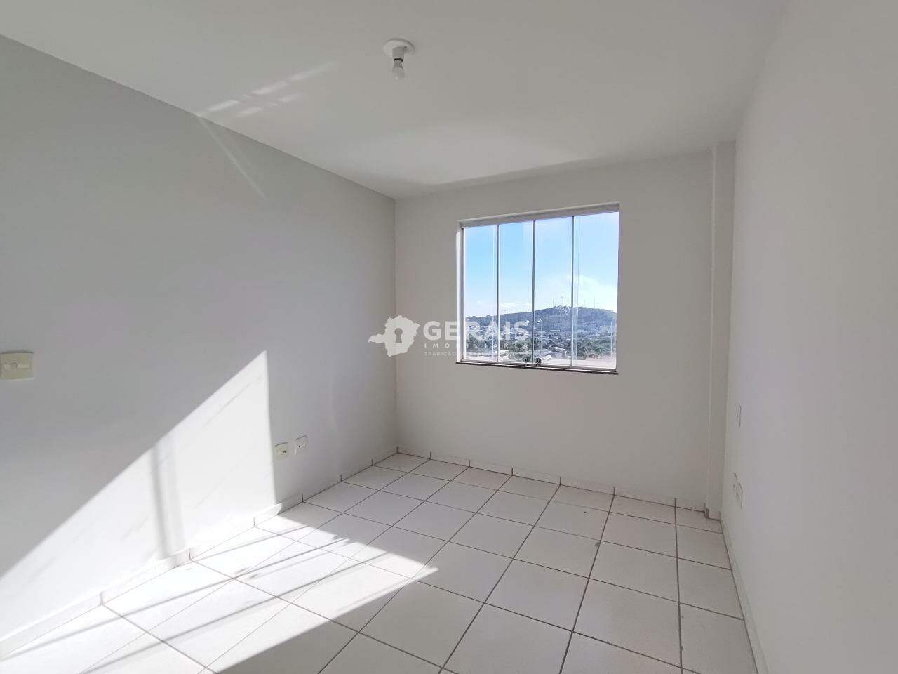 Apartamento para aluguel no SANTA ROSA: 06- QUARTO 02