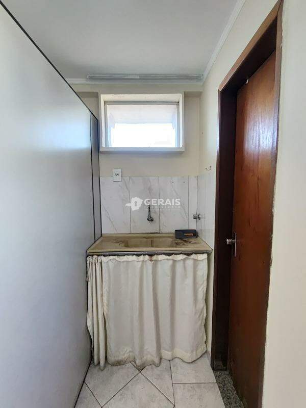 Sala para aluguel no CENTRO: 07- COZINHA